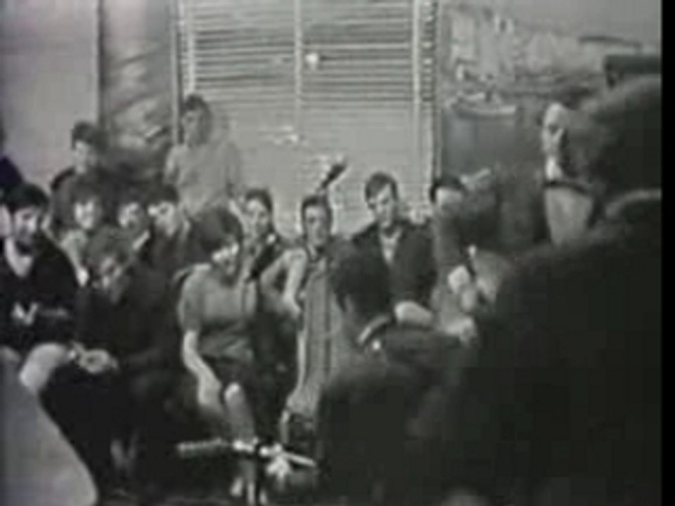 Les Chaussettes Noires - Eddy Sois Bon