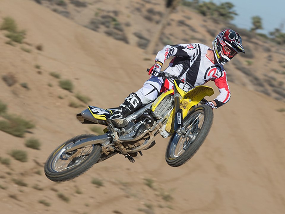 2016 Suzuki RM-Z250, Dirt Rider 250F Motocross Shootout