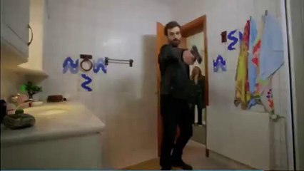 Poyraz Karayel - 44.Bölüm | Poyraz Çocuğunun Katilini Öldürüyor!