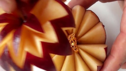 Art In Apples Show