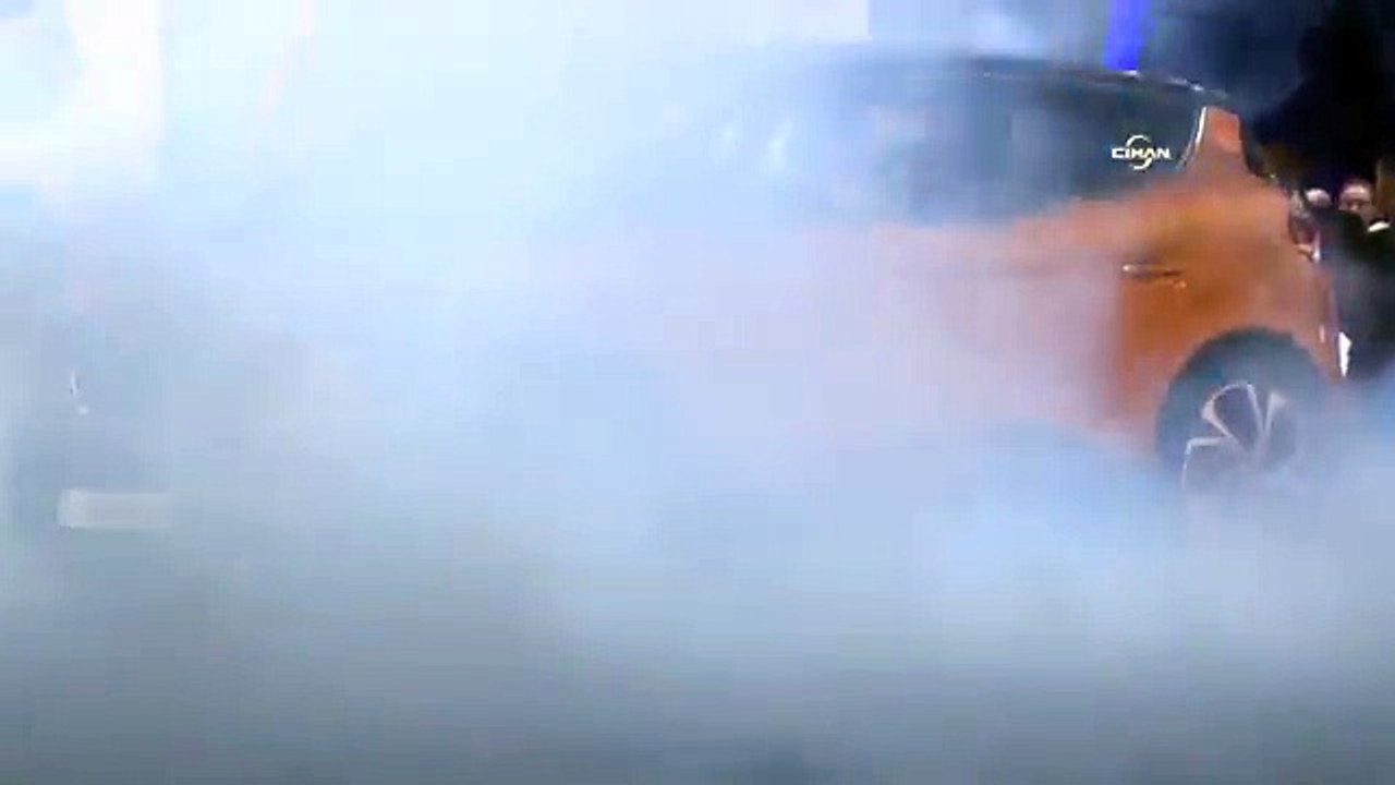 Renault, 1996'da çıkardığı modelini yeniledi