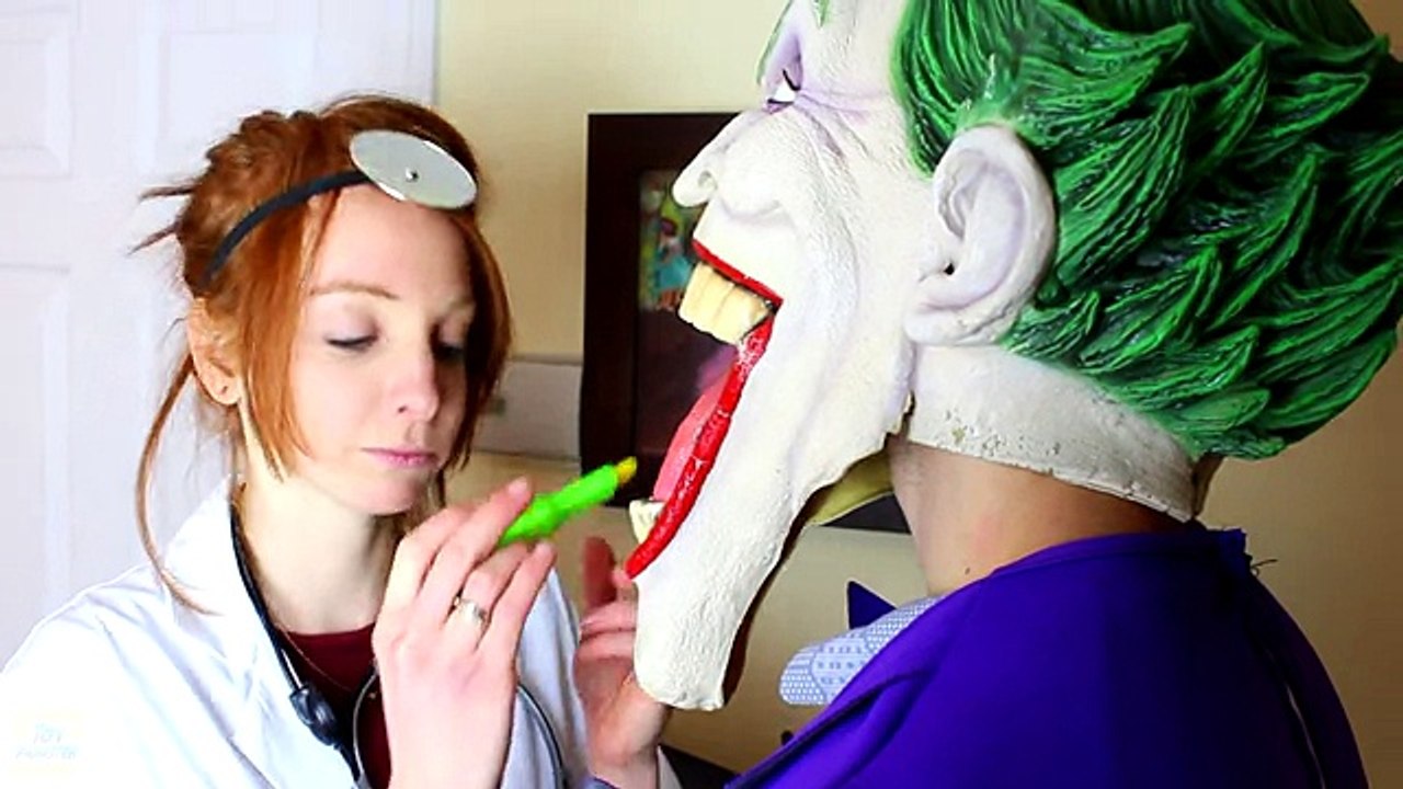 Spidergirl Pregnant & Spiderman vs Joker! Spiderbaby & Frozen Elsa Superhero Fun in Real Life -