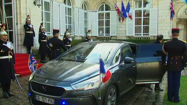 Calais: Londres apporte une contribution de 22 millions d'euros