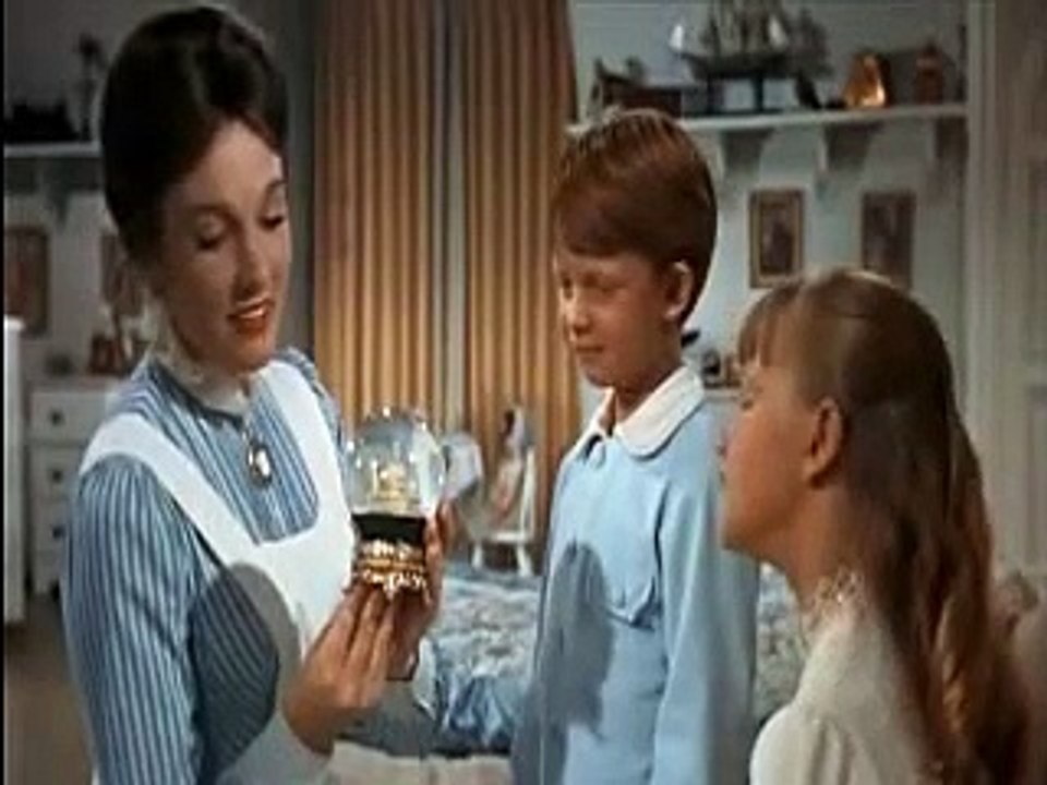 Feed The Birds - Mary Poppins (Julie Andrews)