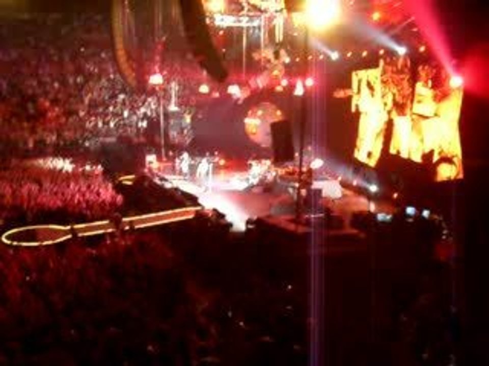 Depeche Mode en concert à Paris-Bercy