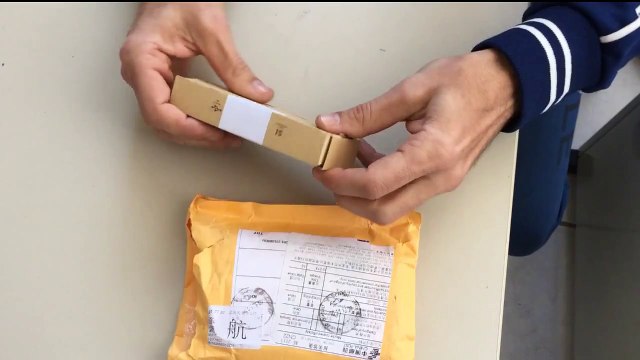 Unboxing RODOT 4-Port High Power Smart USB Car Charger 10A 50W Mobile Phone Charger Adapter