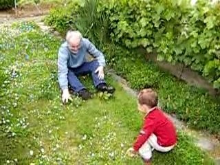julien et papy c'est la fete