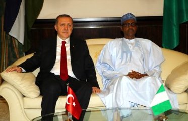 Erdoğan: Resmi Yemeğe Sızmaya Çalışan 3 İsim Tespit Edildi, Dışarı Atıldı