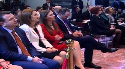 BE rikonfirmon kushtin. Mogherini: Reforma në drejtësi kyç për negociatata- Ora News-