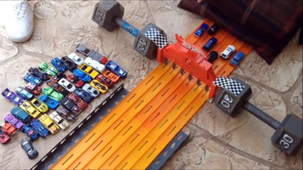 HOT WHEELS DRAG RACING KING OF THE HILL 7 2014 RACE