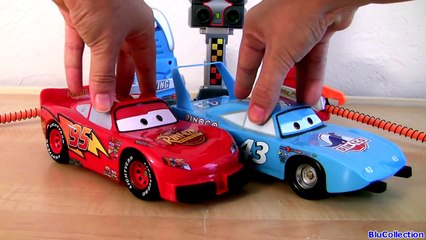Cars 2 Launcher Playset With Count Down Starter Lightning McQueen, The King racing carstoys