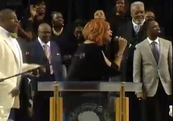 Karen Clark-Shear Praise Break at VA 2nd COGIC Holy Convocation