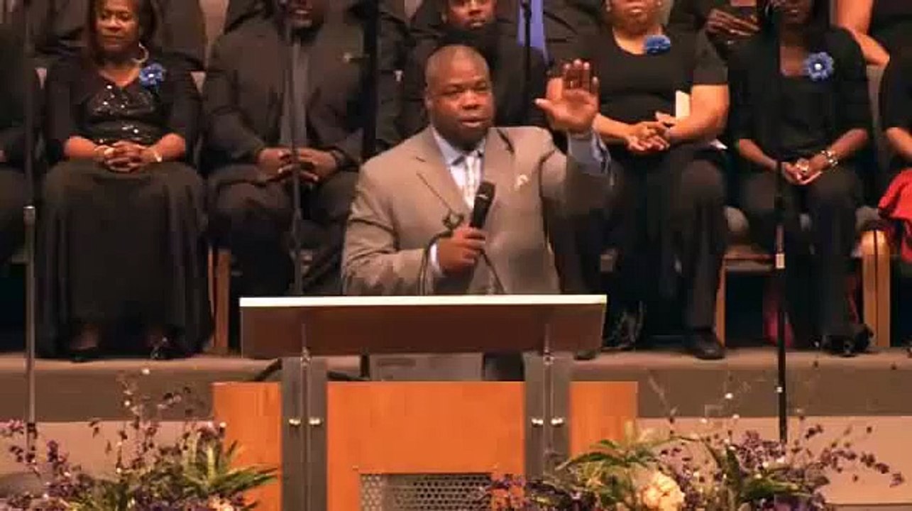 Pastor H. B Charles Preaching in Phoenix