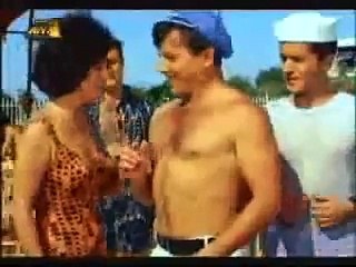 Έχω και κότερο, πάμε μια βόλτα;