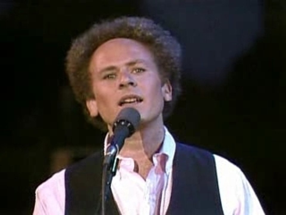 Simon & Garfunkel - April come she will