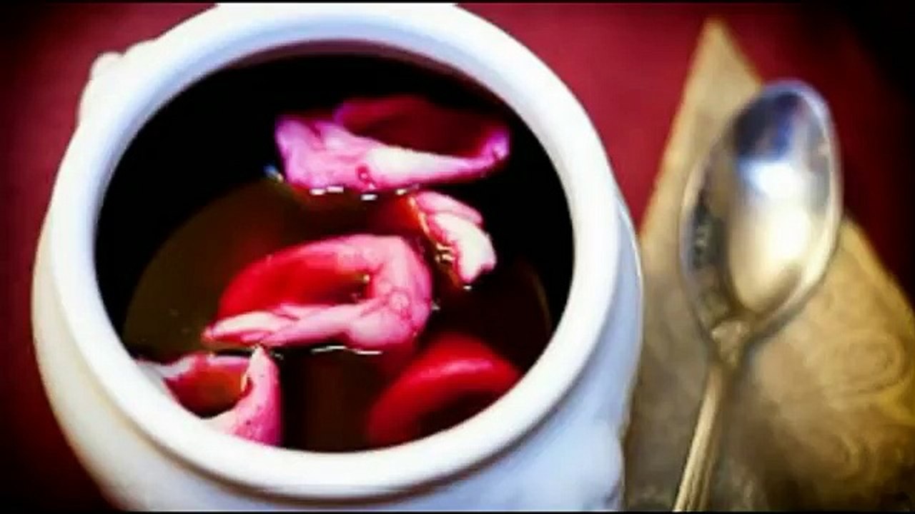 Борщ с грибами и кальмарами
