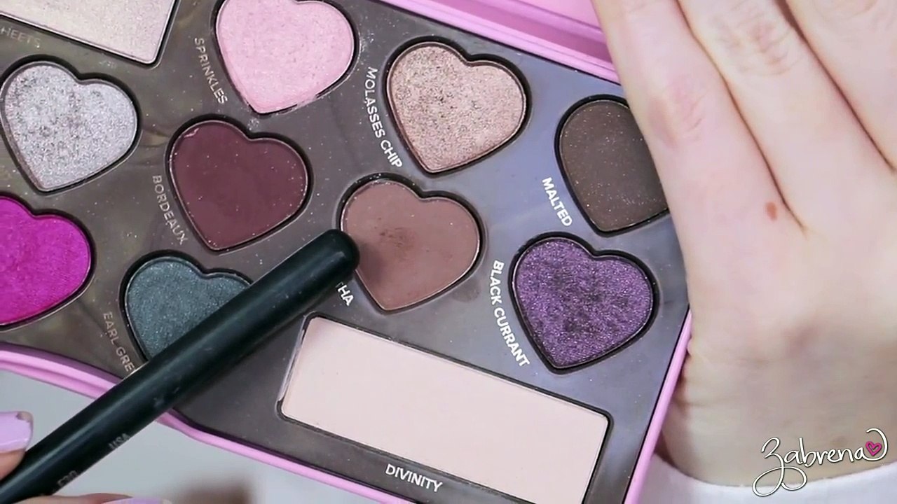 Tutorial: Cut Crease Cat Eyes Makeup