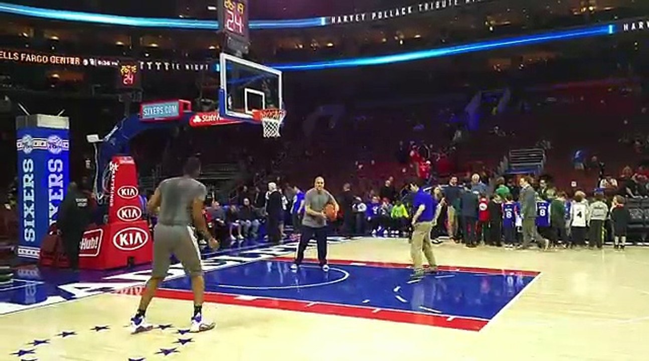 Joel Embiid - Entraînement aux tirs - 2 mars 2016