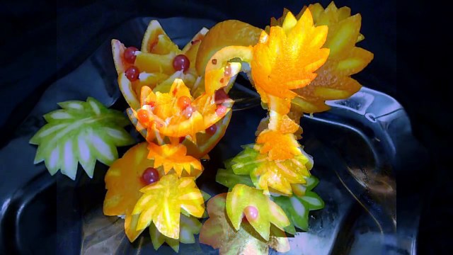 Птица из апельсина. Украшения из фруктов. Decoration of orange Decoration of fruit