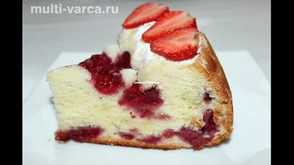 Вкусная, пышная шарлотка с малиной в мультиварке
