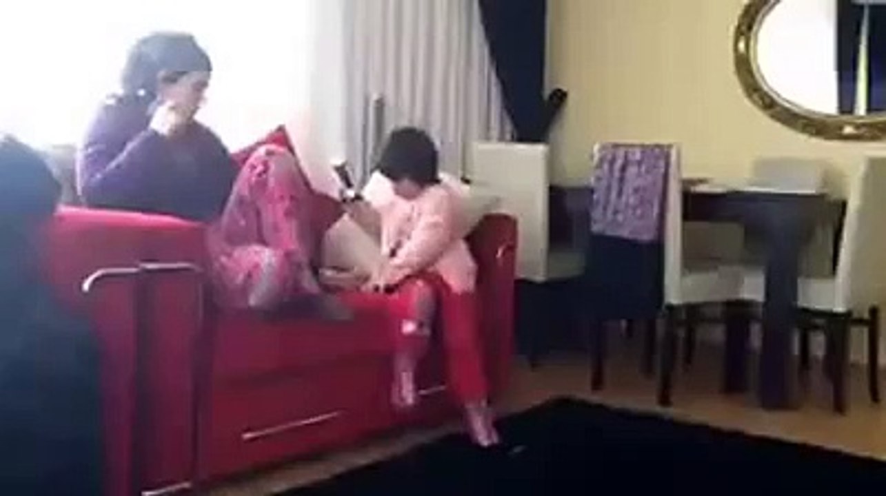 korkudan altna scan kadn D