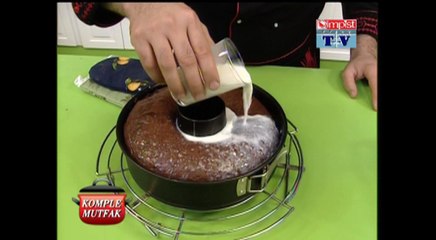 KAKAOLU ISLAK KEK