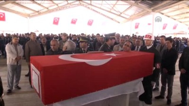 Şehit Jandarma Uzman Onbaşı Mehmet Karadal'ın Cenaze Töreni (1)