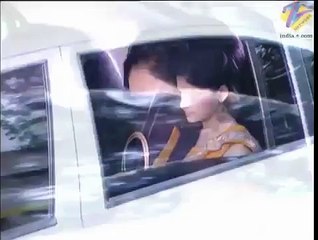 Adegan Dramatis Film India yang Lebay Banget