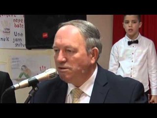 Klasat e muzikës. Lezhë, dhurohen instrumentet për nxënësit