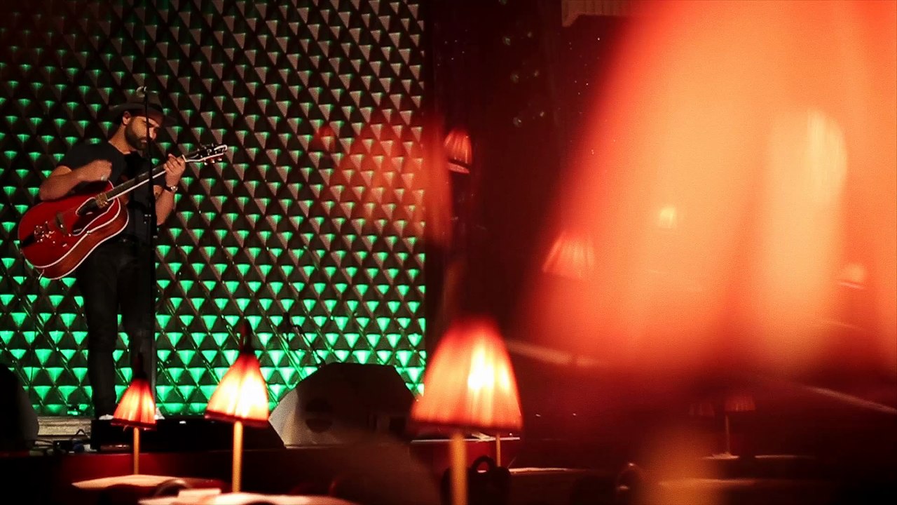 EXCLU: Découvrez le clip du nouveau titre d'Ycare, ex-candidat de la "Nouvelle Star" - Regardez