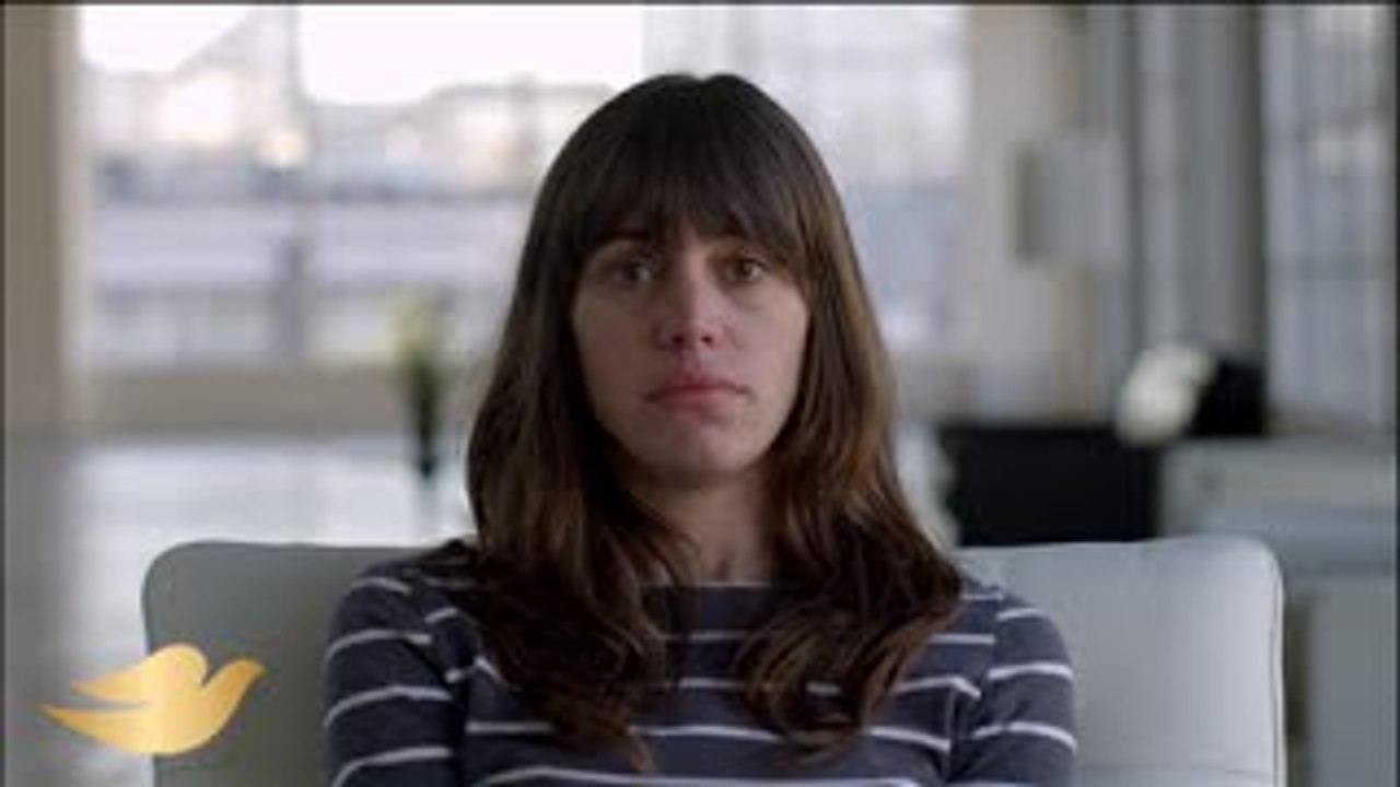 Dove Real Beauty Sketches | Melinda Discusses Supporting Other Women