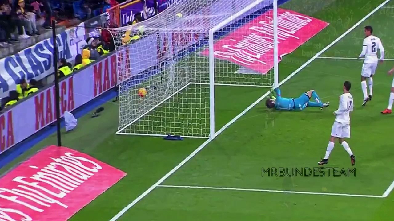 Toni Kroos First-Class Skills - Show 2015/2016 HD