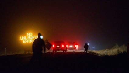 Chaotic Oregon negotiations culminate in pledge to end standoff