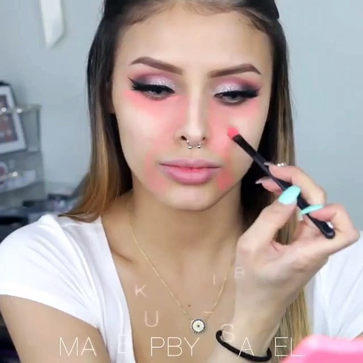@makeupby_isabel