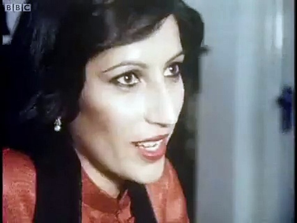Benazir Bhutto Unseen Video