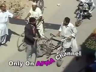 HAHAHAHAHAHAHA MUST WATCH THIS funny indian people.mp4