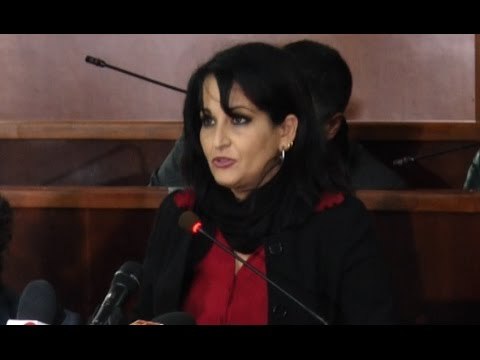 Quarto (NA) - Capuozzo ritira le dimissioni: Resto sindaco (10.02.16)