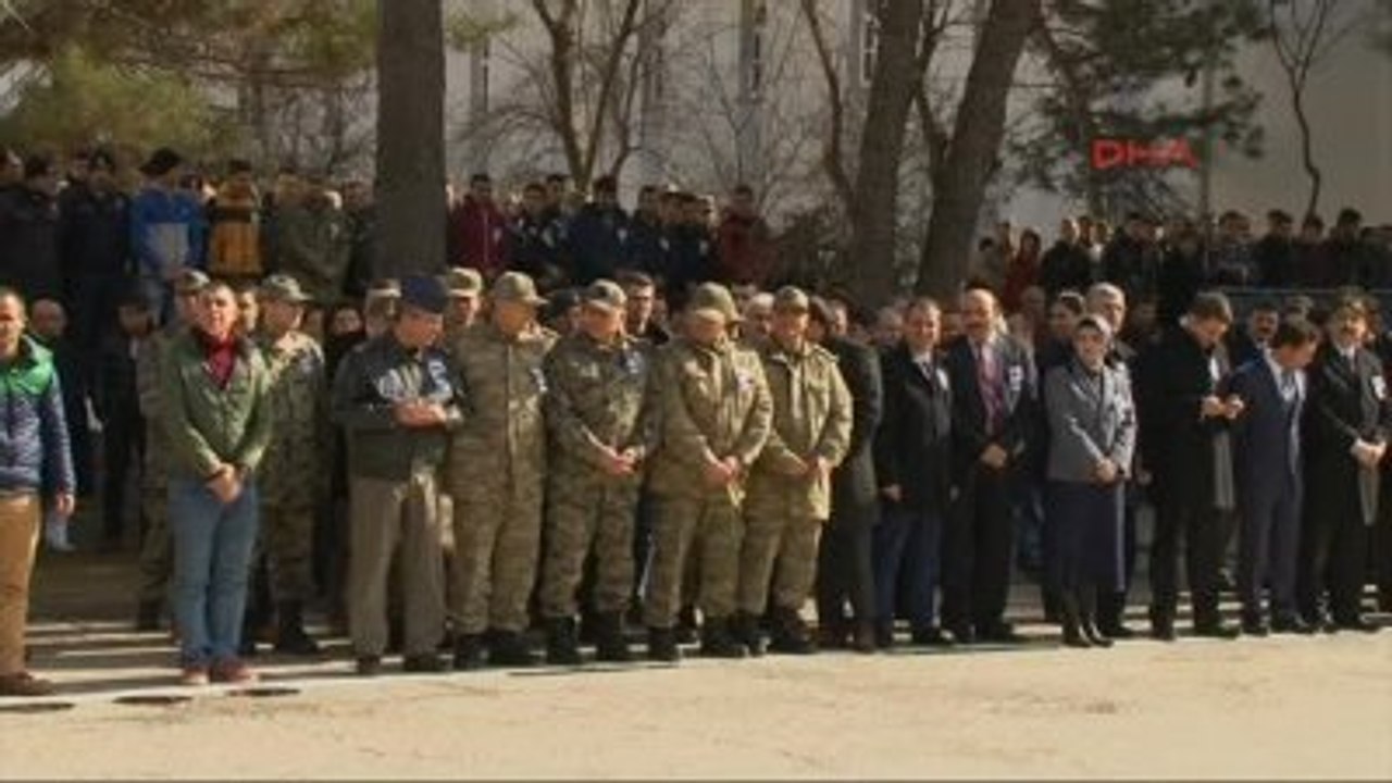 Diyarbakır? da Sur Şehitleri İçin Uğurlama Töreni Düzenlendi