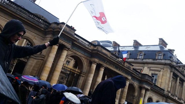 Interception : État d'urgence, état de méfiance (Teaser)