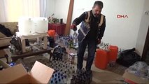 Adana İçki İmalathanesine Dönüştürülen Evde Sahte Viski Ele Geçirildi