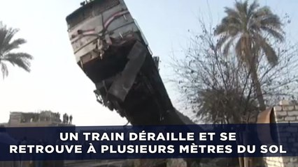 Un train déraille et se retrouve bloqué à plusieurs mètres du sol