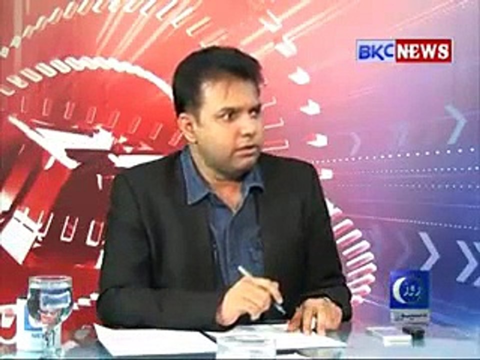 Rana Sana Ullah Baiti Ko Sath baitha Kr Khta Hay, Yeah Dance Bht Acha Kerti Hay - Fayaz ul Hassan Chohan