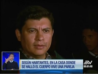 Encuentran el cuerpo de un hombre enterrado en el patio de una casa