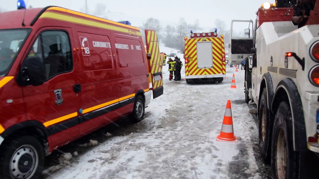Accident de car scolaire à Montflovin, deux collégiens morts