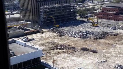 Quand la demolition d'un parking tourne mal
