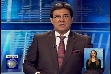 El mar destruye malecón de Crucita, provincia de Manabí