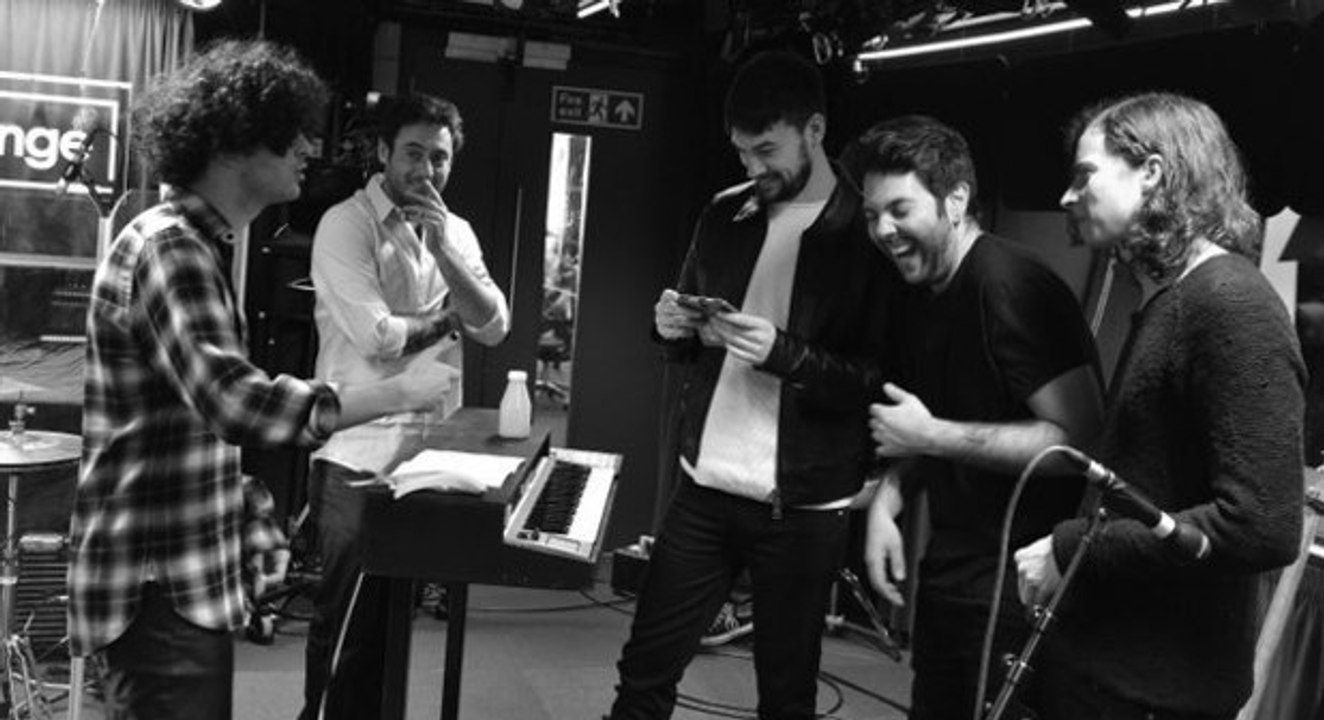 The 1975 cover "Sorry" by Justin Bieber on BBC Radio 1 Live Lounge
