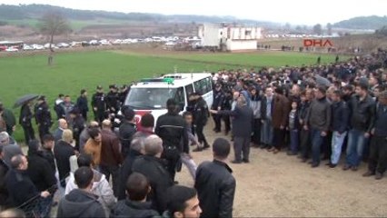 Adana Şehit Uzman Onbaşı Toprağa Verildi" Haberine Ek Görüntü Dökümü
