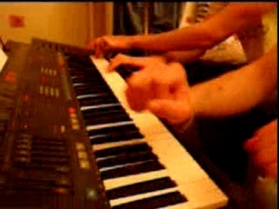 Ils jouaient du piano assis