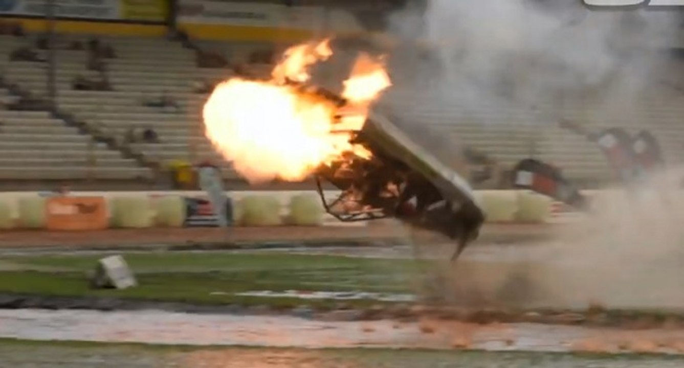 Accident très spectaculaire en speedboat